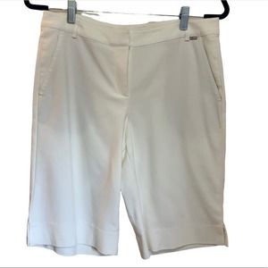 St. John Sport Cream Dress Shorts 11" inseam size 6 NWOT